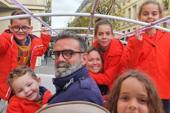 The Super Fun Family Tour - Quais de la Seine: an easy change of scenery