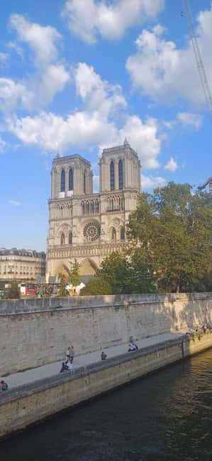 The Treasure of Saint-Louis : Île de la Cité & Saint-Louis - Treasure of Saint-Louis: a Paris game that gets you moving