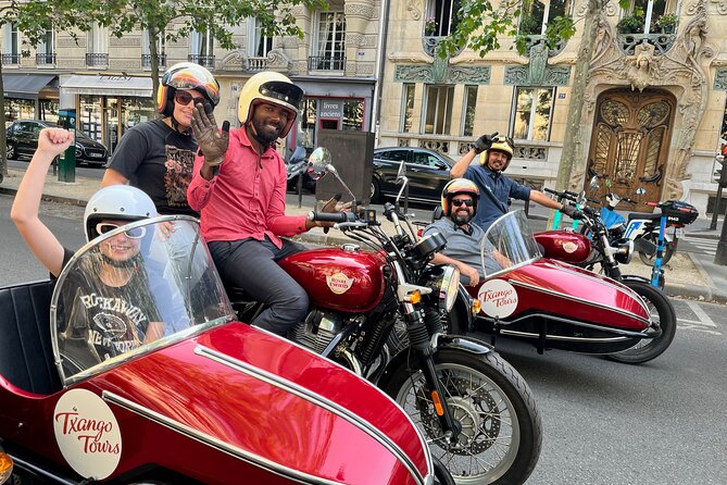 The Ultimate Paris Private Sidecar Experience (2 Hours) - Safety and Comfort: Helmets, Rain Gear, and Real-World Weather