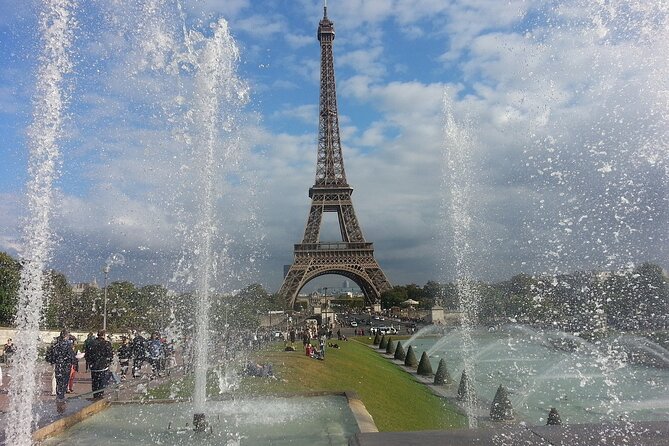 Tour guide in Paris - Visit Paris with your official guide ! - Montmartre on Foot: A Free Stop With Real Neighborhood Vibes