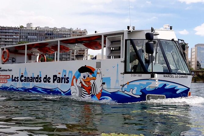 Tours of Paris and the Hauts-de-Seine in an Amphibious Bus - Pont Alexandre III and Les Invalides: The First Big Story Beat