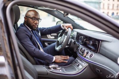 Transfer from Orly/CDG/LBG Airport to Paris (E-Class 2pax) - The E-Class Ride: 45 to 60 Minutes of Straightforward Comfort
