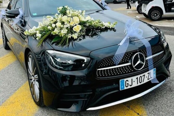 Transfers between Paris and Paris Airports/Disneyland/Versailles - Mercedes Comfort and the Small Extras That Matter