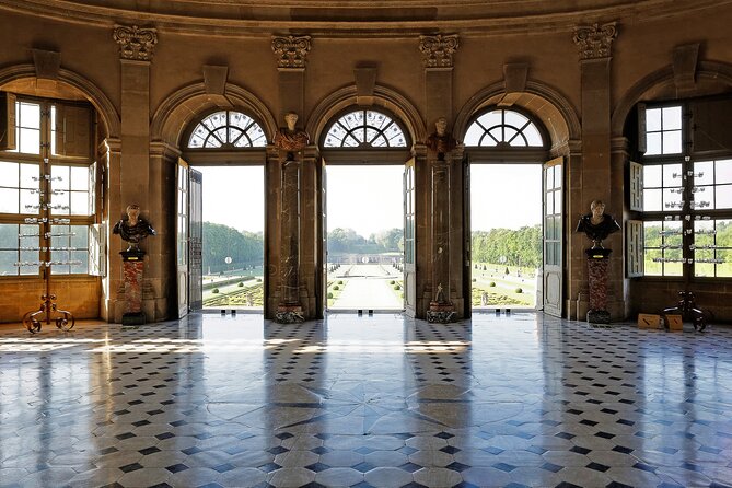 Vaux-le-Vicomte Castle Day Trip with Chateaubus Shuttle - Who this trip is best for (and who should choose another option)