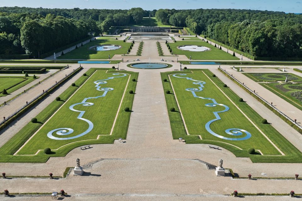 Vaux le Vicomte Chateau Entry Ticket and Chateaubus Transfer - Key things I’d plan around