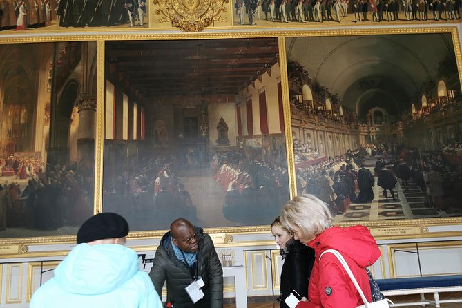 Versailles and Chartres Private Day Tour from Paris - Starting at 9:00: Pickup, Mobile Ticket, and Private-Group Flow