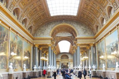 Versailles and Louvre Museum Access and Tour - Meeting Point and the Morning Flow to Versailles