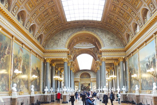 Versailles and Louvre Museum Access and Tour - Meeting Point and the Morning Flow to Versailles