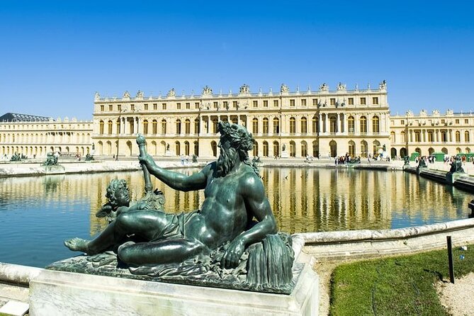 VERSAILLES CASTLE Round-Trip Transfer from Paris by Luxury Van - The Return Trip to Paris: Same Comfort, Same Convenience