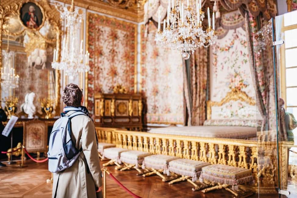 Versailles: Entry ticket & Private Apartments VIP Tour - Why the private apartments feel like a different Versailles
