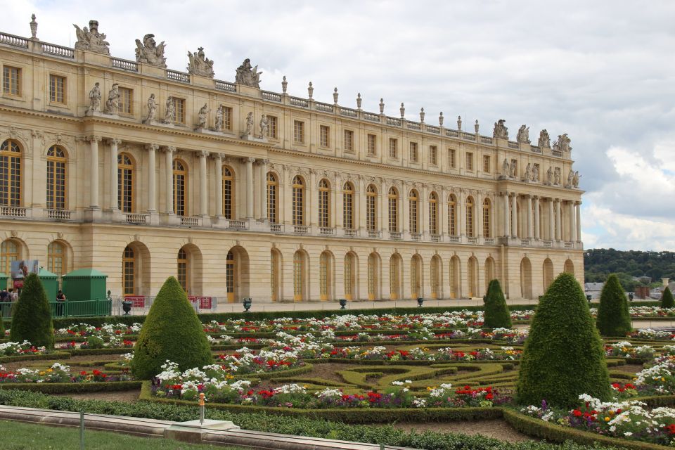 Versailles: Garden Private Guided Tour & Palace Entry Ticket - Should you book this Versailles Garden Private Guided Tour & Palace Entry?