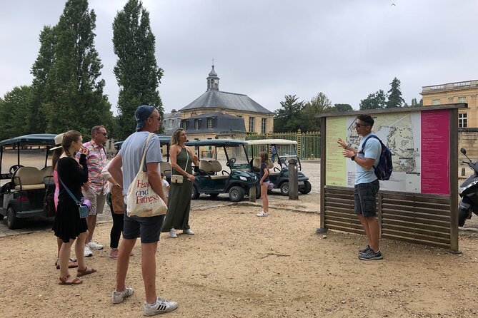 Versailles Golfcart & Bike Guided Tour: Gardens Hamlet Fountains - Stop 2: Grand Canal cycling inside the Royal Domain (or the shuttle swap)