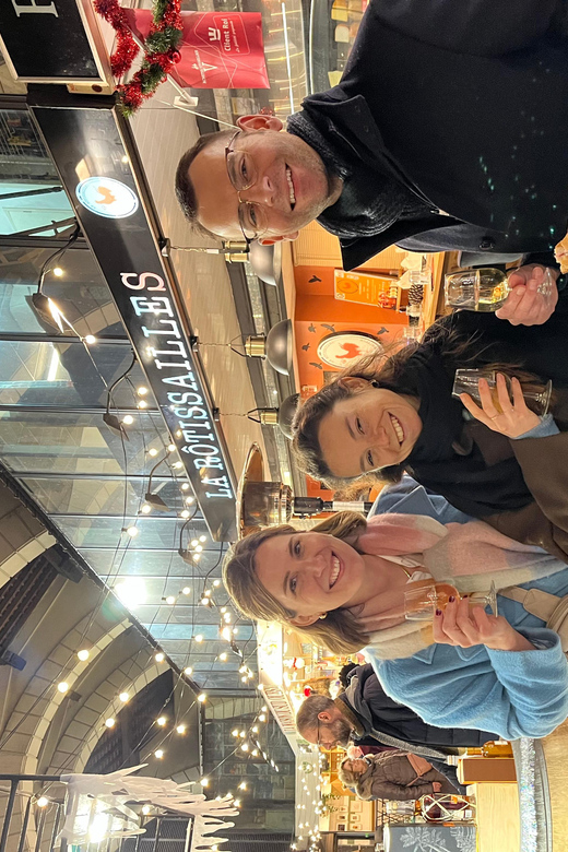 Versailles: Local & small-group Farmers' Market Food Tour - Royal Vegetable Gardens Finale: Eating at the Right Place