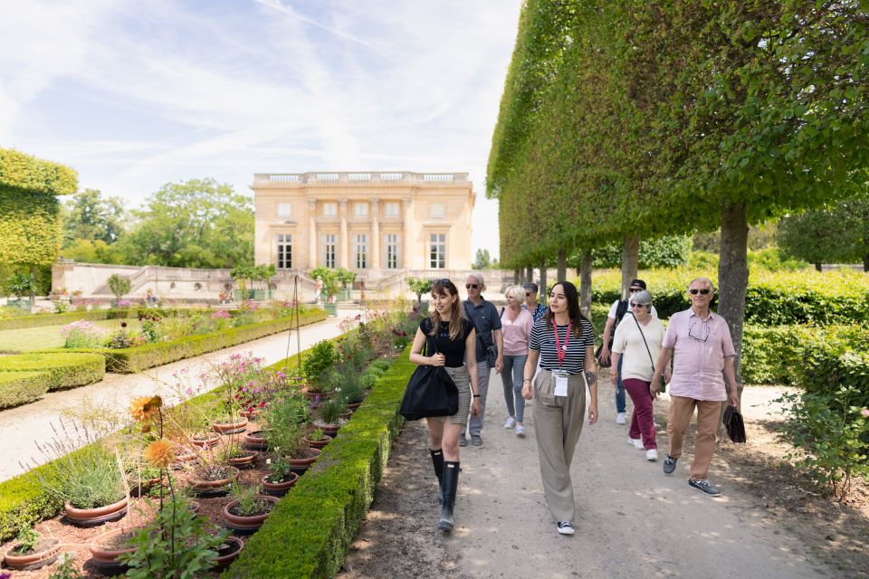 Versailles: Marie Antoinette Petit Trianon & Estate Tour - Petit Trianon inside: what you’re actually seeing