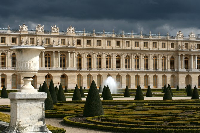 Versailles Palace 4h Tour (Skip the Line Ticket & Licensed Guide) - The royal chapel: a quieter kind of power