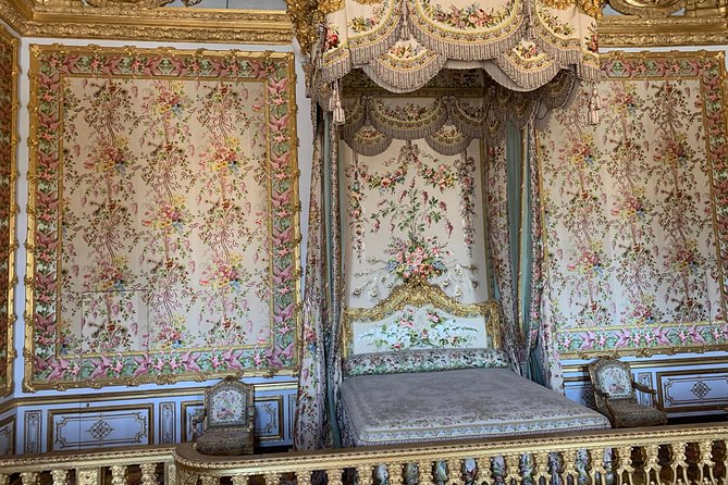 Versailles Palace and Giverny Private Guided Tour from Paris - Lunch plans in Versailles and Giverny: what you need to know