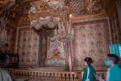 Versailles Palace & Gardens Guided Tour - Stop 2: Gardens with Musical Show Timing in Summer