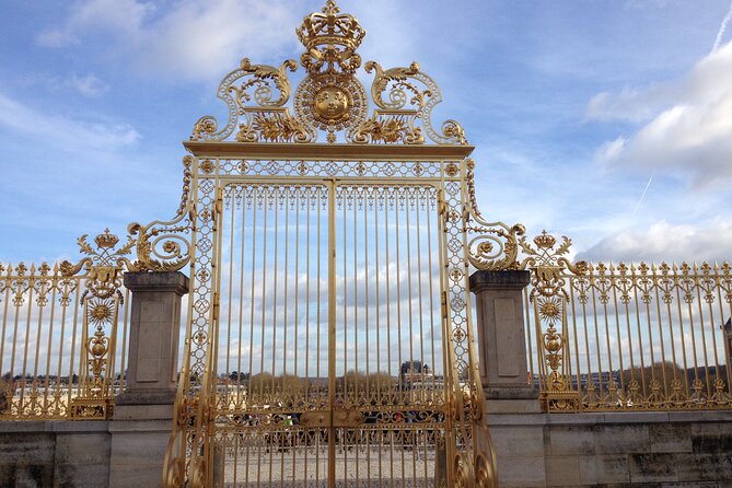 Versailles Palace & Gardens Guided Tour - Meeting Point and Where Your Tour Ends in Versailles