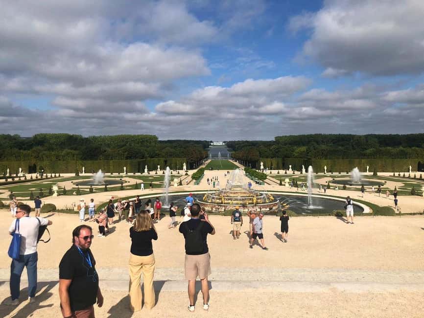 Versailles: Palace & Gardens Guided Tour with Entry Tickets - The story-built palace route: from royal power to court life