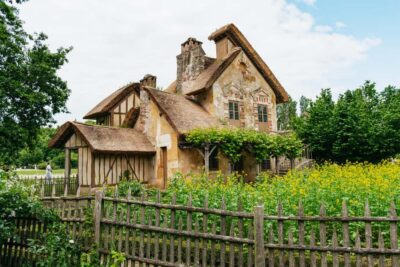 Versailles: Palace, Gardens & Marie Antoinette’s Estate Tour - The break and lunch window: 1.5 hours to reset
