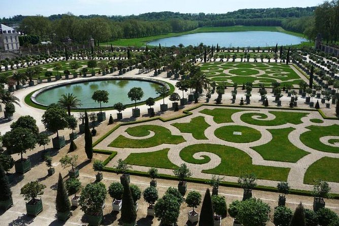 Versailles Palace Guided Day Tour and Trianon from Paris - Comfort, tech, and timing: the small stuff that changes the day