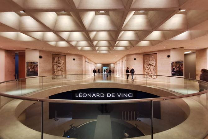 Versailles Palace & Louvre Museum Private Day Tour from Paris - Pickup and timing: where private tours can either shine or wobble