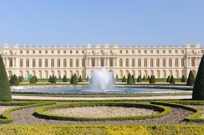 Versailles Palace & Marie-Antoinette's Estate Guided Tour - Lunch near the Grand Canal: value, choices, and timing