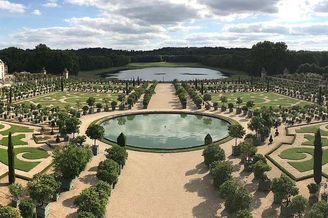 Versailles Palace & Marie-Antoinette's Estate Private Guided Tour - The gourmet 3-course lunch: why the timing matters