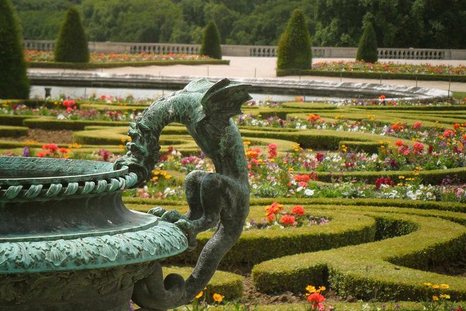 Versailles Private Excursion - Entering the Palace of Versailles: what 3 guided hours give you