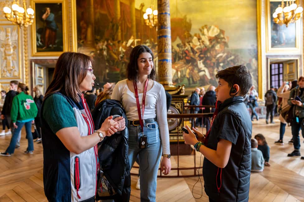 Versailles: Private Family Tour of Palace w/ Reserved Entry - Language Options: What You Can Choose (And One Caution)