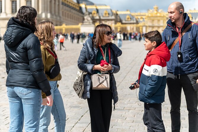 Versailles Private Guided Tour - Reserved Entry Included - Hall of Mirrors: making 357 mirrors and court rituals click