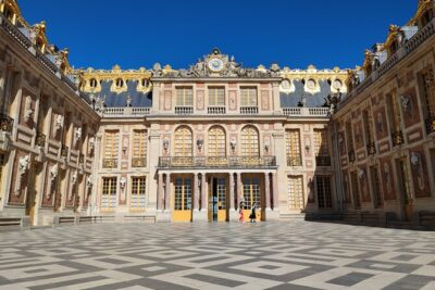 Versailles Private Tour : Horse-riding, Gastronomy & the Palace - Lunch at Chef Alain Ducasse: What a 3-Course Meal Means Here