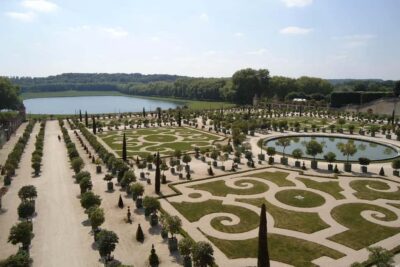 Versailles: Royal Palace & Gardens Private Golf Cart Tour - Where to meet and how to start without stress