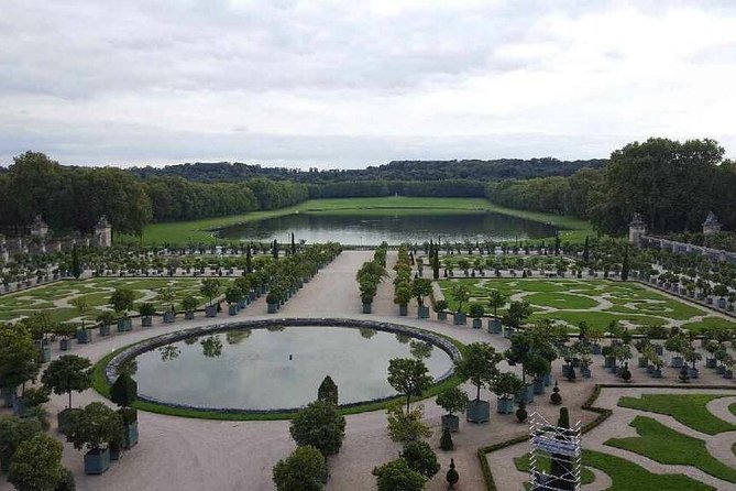 Versailles Royal Palace & Gardens Private Tour by Golf Cart - Why the historian guide matters more than you think