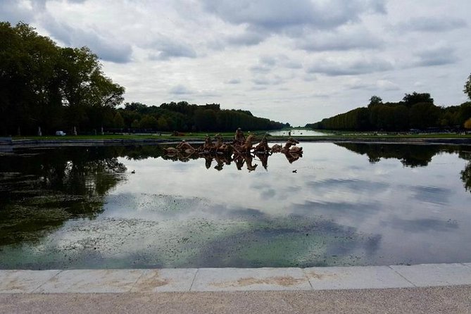 Versailles Royal Palace & Gardens Private Tour by Golf Cart - Price and logistics: is $423.44 per person worth it?