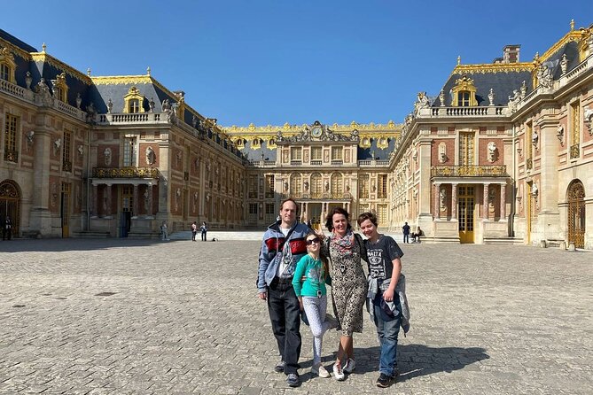 Versailles: Semi-Private Guided Tour with Train - How the train format changes your Versailles day