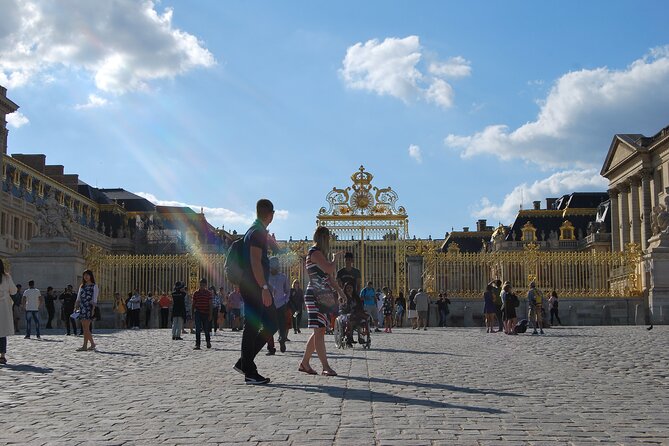 Versailles Small Group Guided Tour with Local Guide - Entering Versailles Efficiently: A 90-Minute Plan That Works