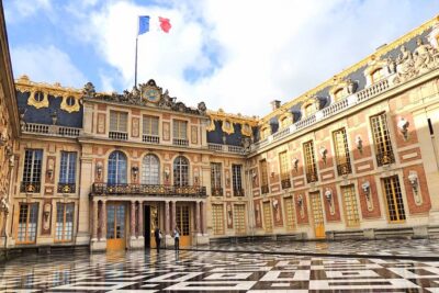 Versailles Small Group Guided Tour with Tranportation from Paris - The Palace Tour: State Apartments, Chapel, and the Hall of Mirrors
