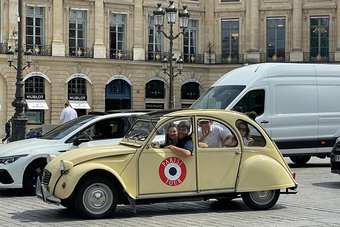 Vintage 2CV Adventure: 2 -Hour Paris Secrets Tour - Door-to-door pickup: the real value of this tour