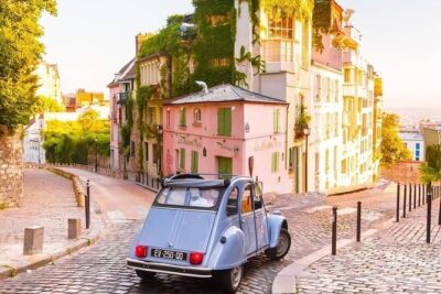 Vintage 2CV Adventure: 2 -Hour Paris Secrets Tour - Montmartre: Sacré-Cœur views and artists’ square energy