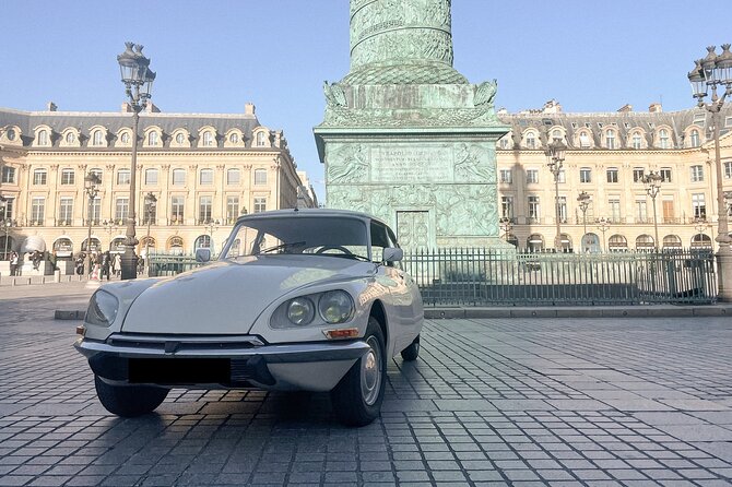 Vintage Car Private Tour of Paris : Iconic Open-Top Citroën DS - Grand Palais and Pont Alexandre III: the Paris you hope for