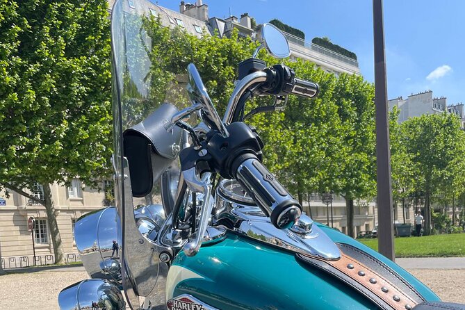Vintage Motorcycle Rental in Paris - Contracts, deposits, and the paperwork rhythm on bike-day