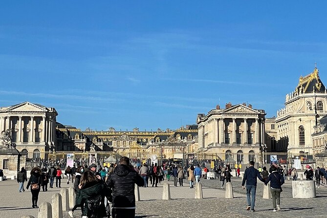 Visit of the Palace of Versailles - How the private driver gets you from Paris to Versailles