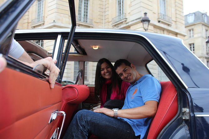 Visit Paris in a vintage car - Meeting at Pont Marie: your vintage-car start point