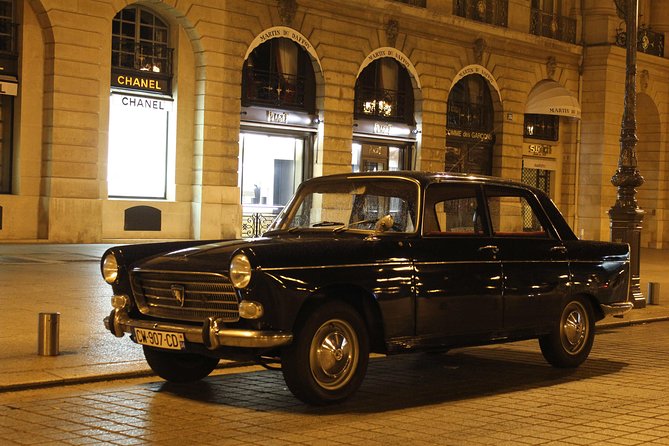 Visit Paris in a vintage car - The ride through the biggest square, a world-famous street, and the Latin Quarter