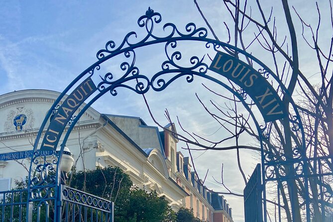 Walking and Tasting Tour of Saint Germain En Laye - Stop 2: Église Saint-Germain and King James II’s remains