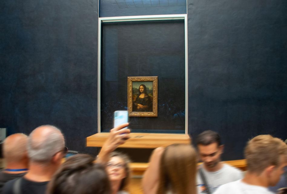 Wheelchair-Frendly Private Louvre Tour – Stress-Free & Easy - The two-hour highlights route: seeing icons without the rush