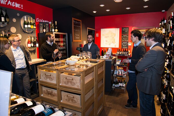Wine and cheese tasting in Bastille - The Tasting Flow: 3 Wines With 2–3 Cheeses