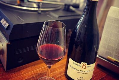 Wine Tasting in Paris right next to Père Lachaise & l'Atelier des lumières - What you’ll drink: producer-direct pours and flexible choices